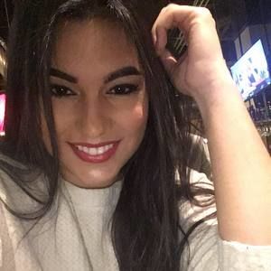 Meet your Posher, Alessandra